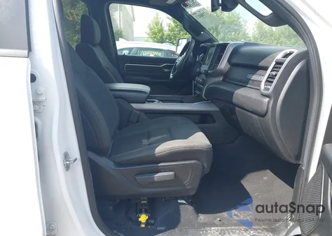 2019 Ram 1500 Big Horn/Lone Star 4X4 6'4 Box z USA, uszkodzony, nr VIN 1C6SRFMT8KN733898